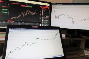what is swing trading